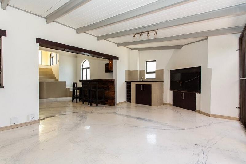 4 Bedroom Property for Sale in Hoogstede Western Cape